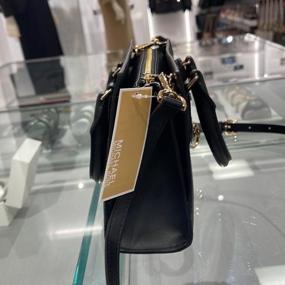 Michael Kors Sheila Small Center Zip Satchel Shoulder Crossbody Bag Non Leather - Picture 4 of 16